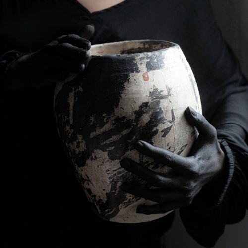 Ceramică contemporană